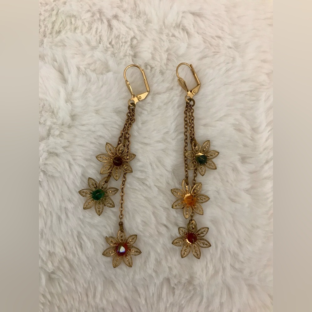 Flower earrings with cristal pearls